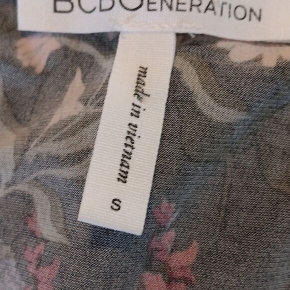 BCBGeneration Soft Knit Floral Dress. Dark Academia,  Romcom, Dark Floral - Picture 10 of 12